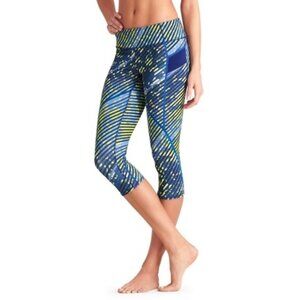Athleta Radical Stride Cropped Capri Tall Leggings Striped Graphic Size LT EUC
